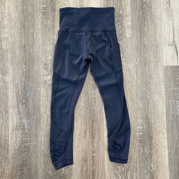 Lululemon All The Right Places Crop II *23" True Navy - Size: 2 - Picture 4 of 8